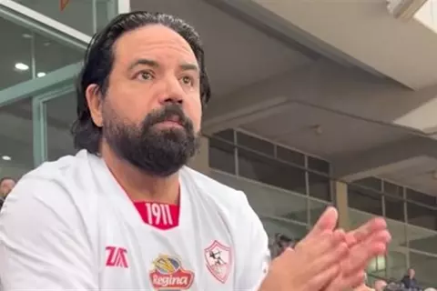   واقعة حامل الكرات وإيقاف عامين.. تاريخ مثير للجدل يلاحق مدحت عبد الهادي بعد الإساءة للأهلي